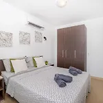 Summer Breeze With Terrace With Panoramic Views - By Getawaysmalta *