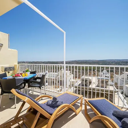 Apartment Summer Breeze With Terrace With Panoramic Views - By Getawaysmalta Mellieha