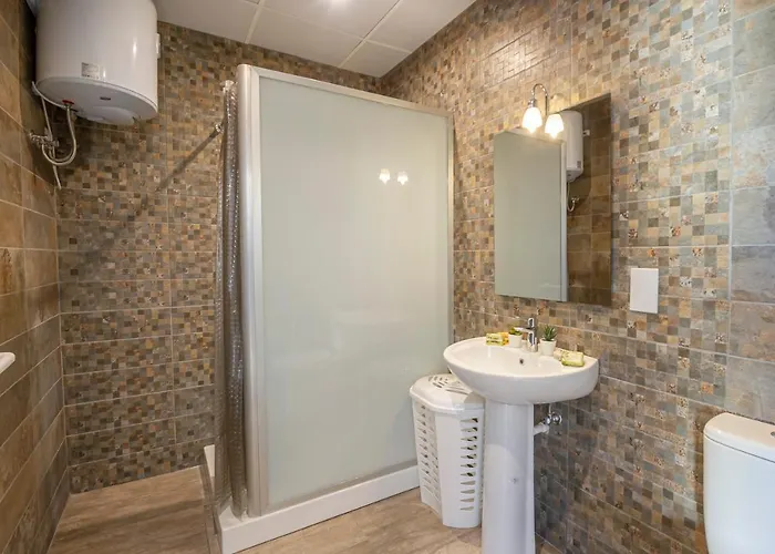 Daire Summer Breeze With Terrace With Panoramic Views - By Getawaysmalta